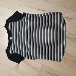 Ann Taylor Petite top short sleeve stripped